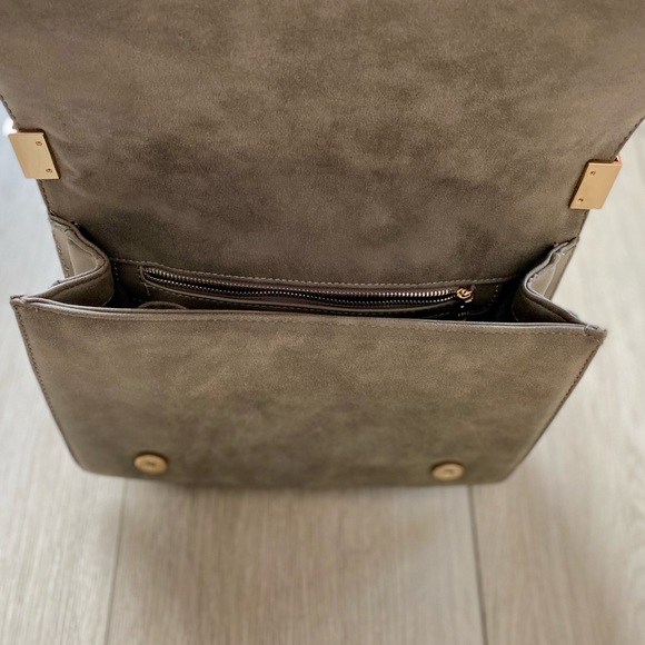 BCBG Olive Green Quilted Purse - Picture 8 of 9